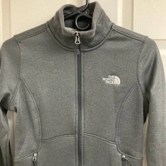 The North Face Fleece Jacket - Size S - Picture 2 of 11